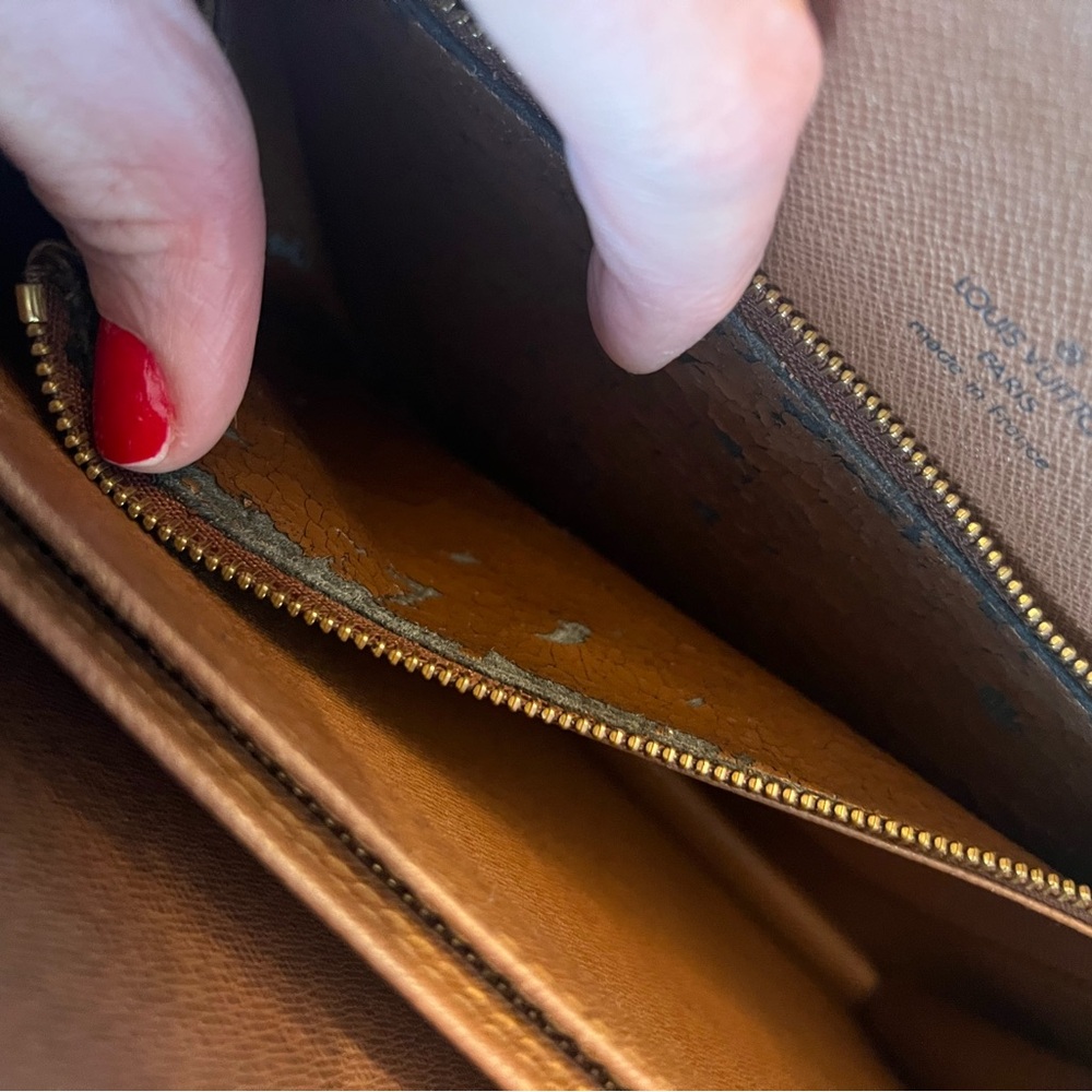 Louis Vuitton Courcelles Monogram Canvas shoulder bag - Picture 12 of 16